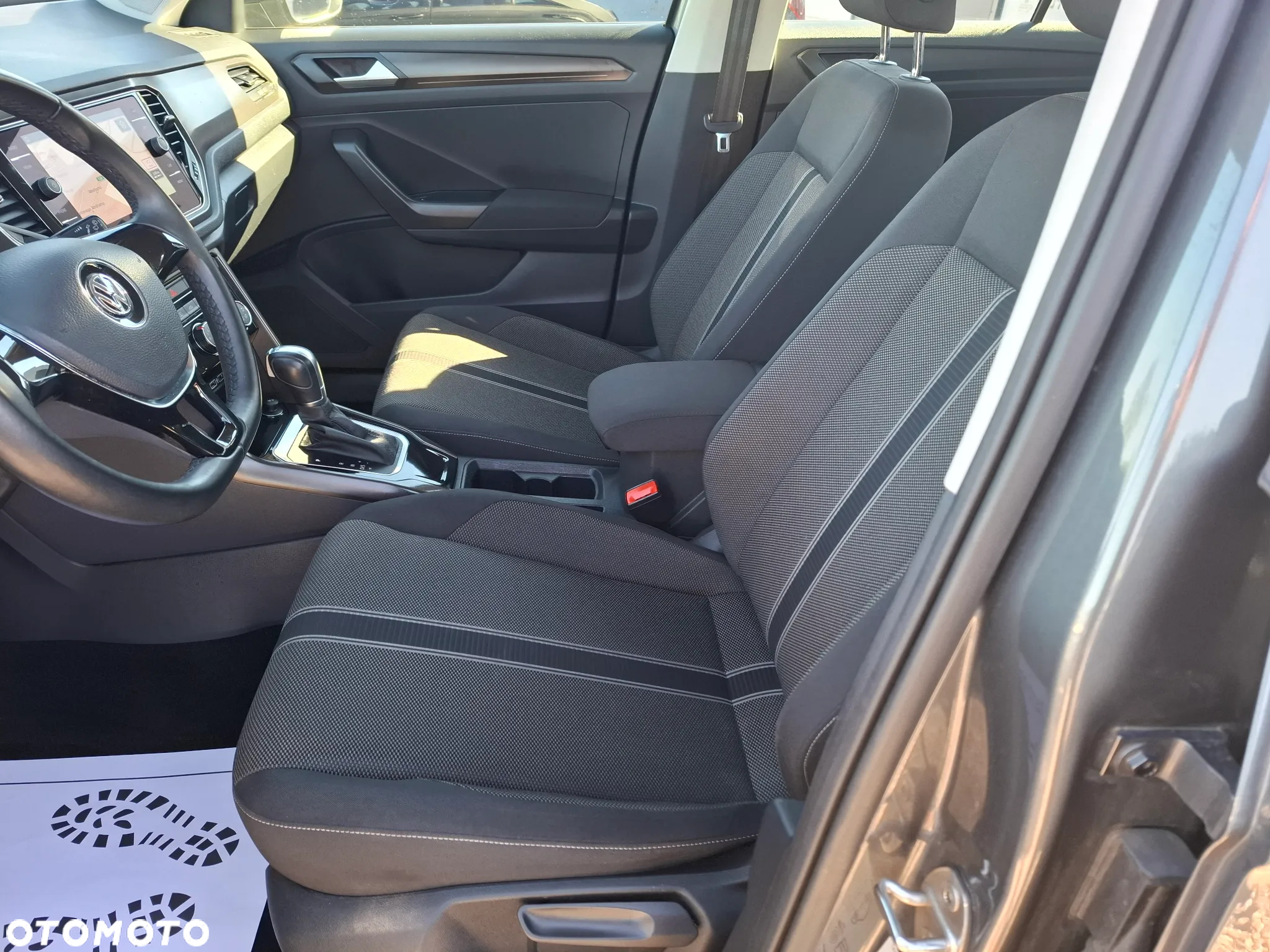 Volkswagen T-Roc 2.0 TDI SCR DSG ACTIVE - 16