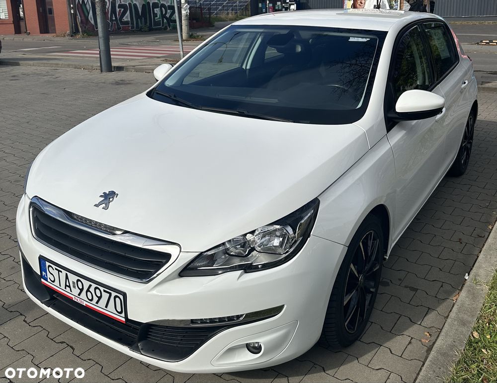 Peugeot 308 - 1