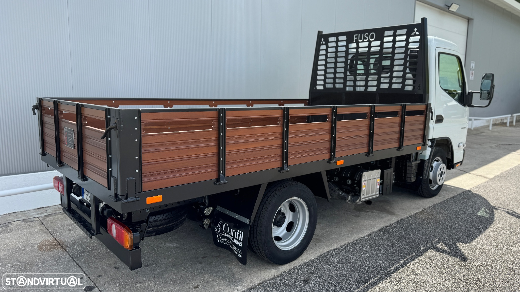 Mitsubishi Canter 3S15 Novo Modelo - 23