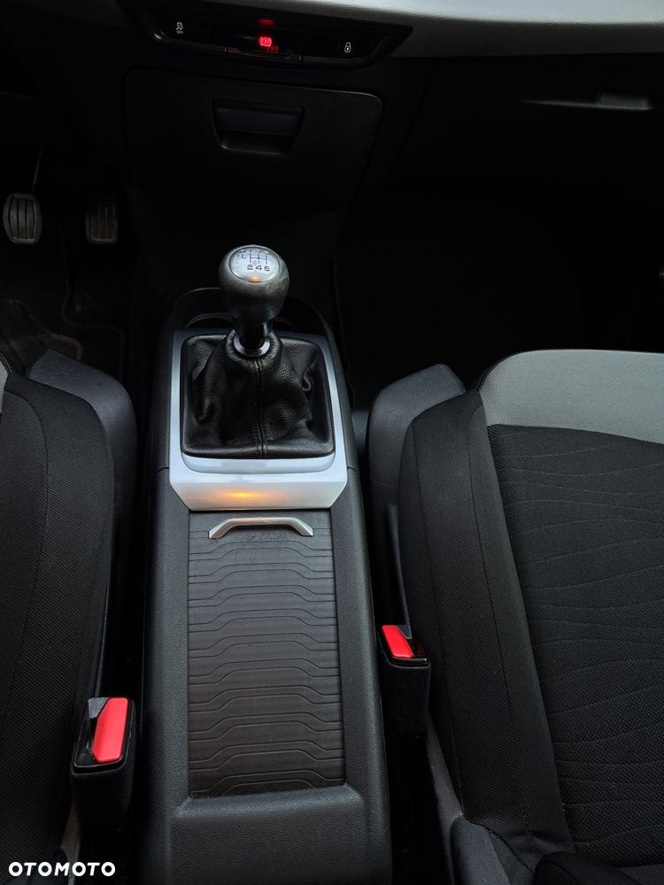Citroën C4 Picasso 1.6 e-HDi Attraction - 24