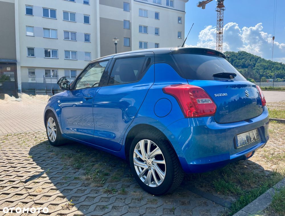 Suzuki Swift 1.2 Dualjet SHVS Premium CVT - 7