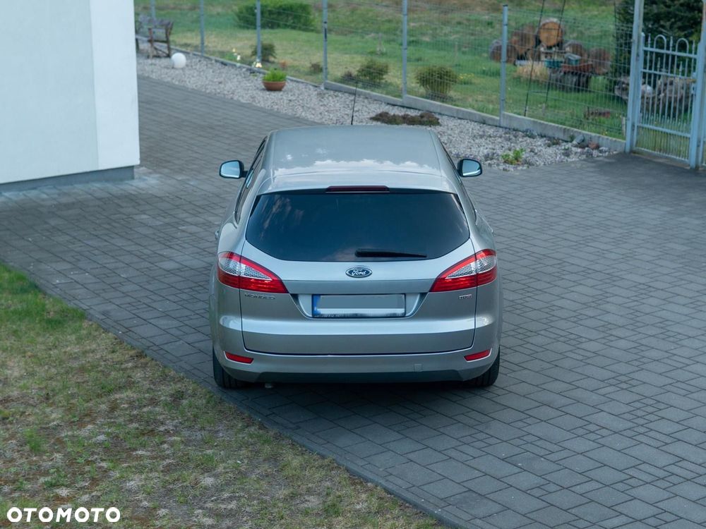 Ford Mondeo 2.0 TDCi Trend - 12