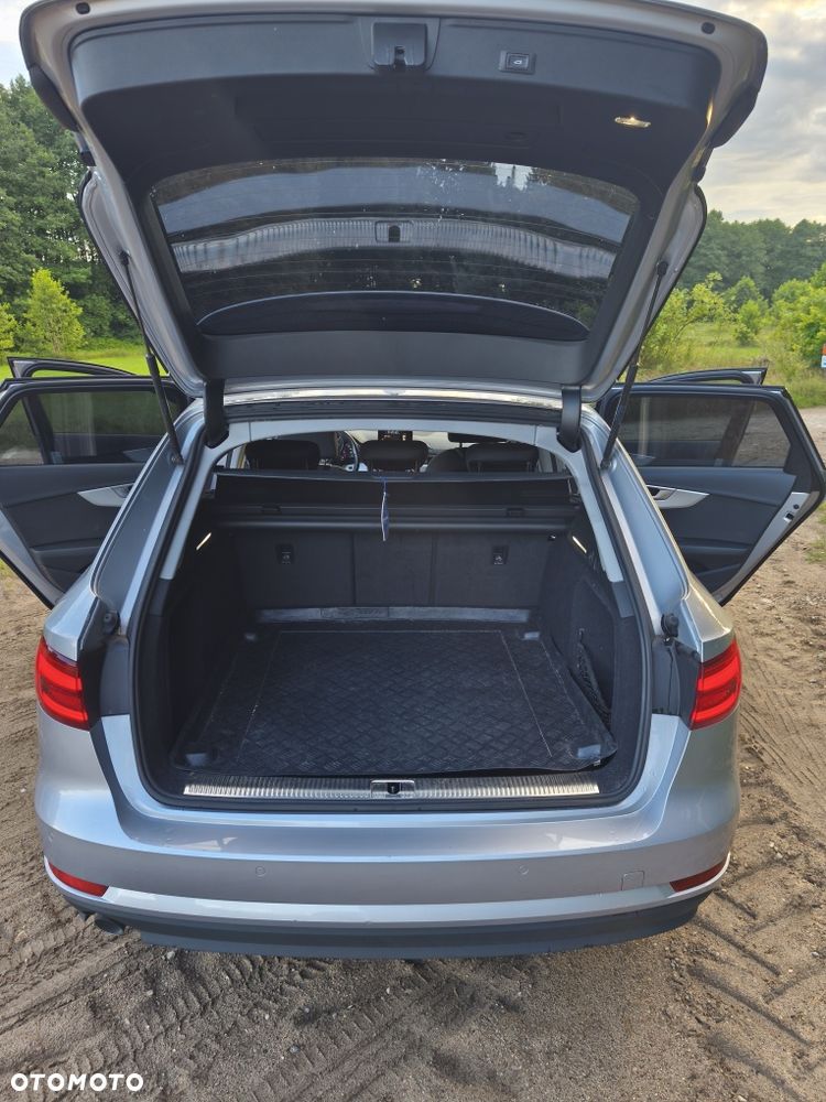 Audi A4 Limousine - 2