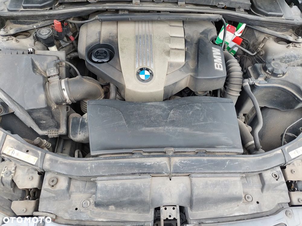 BMW Seria 3 318d - 9