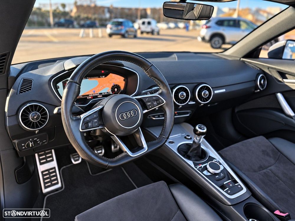 Audi TT Roadster 2.0 TDi - 14