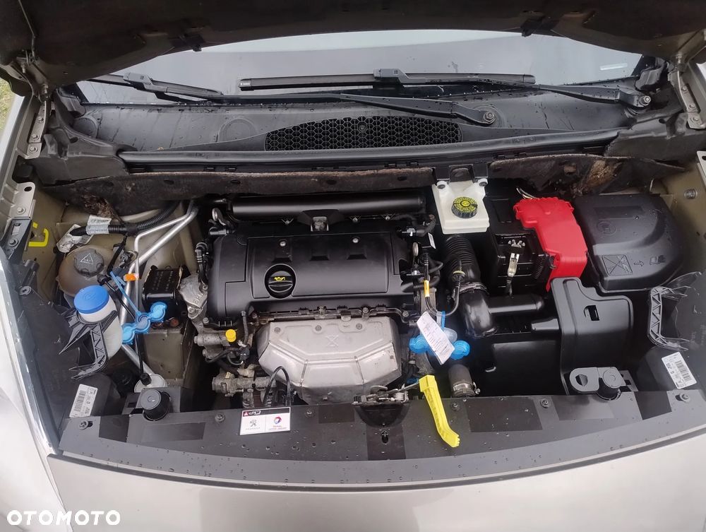 Peugeot Partner 1.6 VTi Outdoor - 16