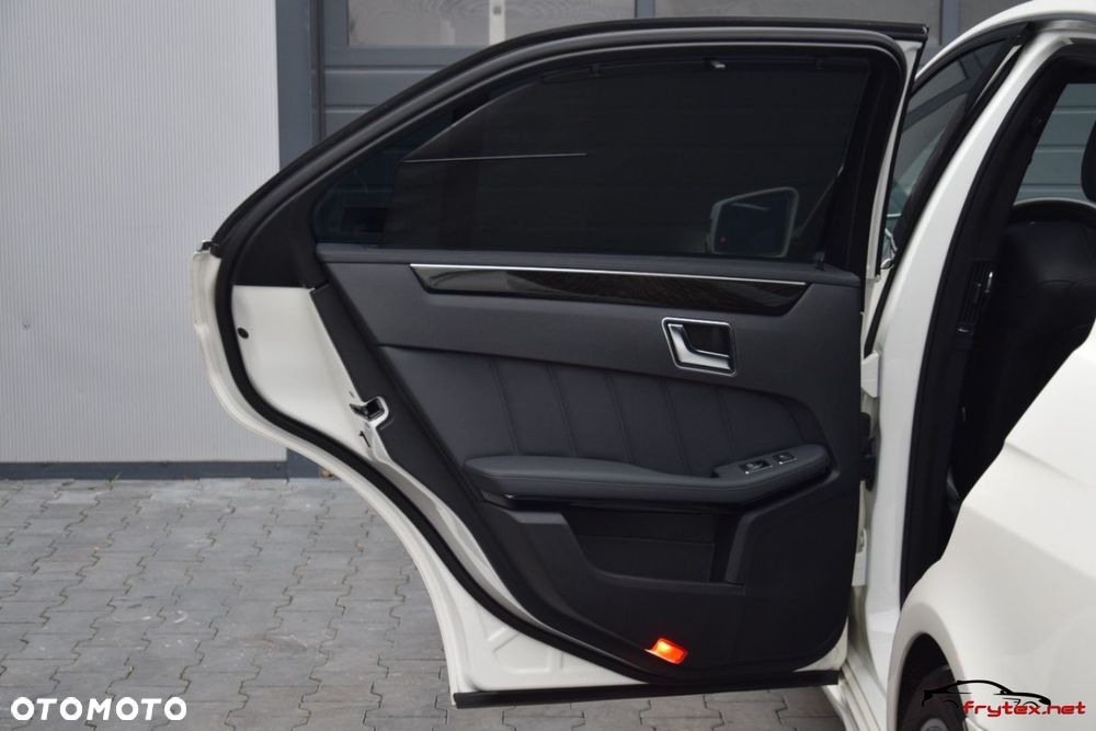 Mercedes-Benz Klasa E - 22