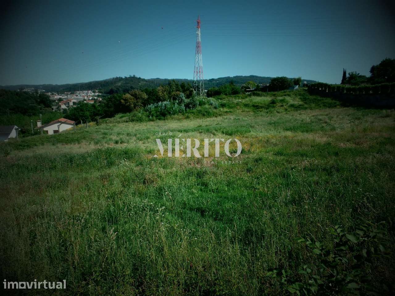 Terreno com área de 8.100m2 destinado a construção em Sequeiró - Santo - Grande imagem: 3/4