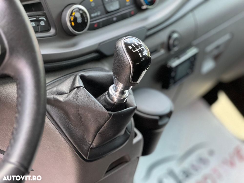 Ford Transit Custom - 14