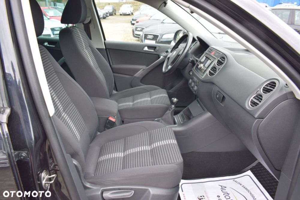 Volkswagen Tiguan - 22