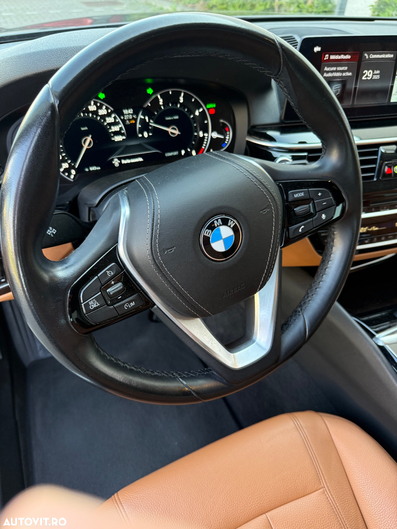 BMW Seria 5 520d Aut. Luxury Line - 12