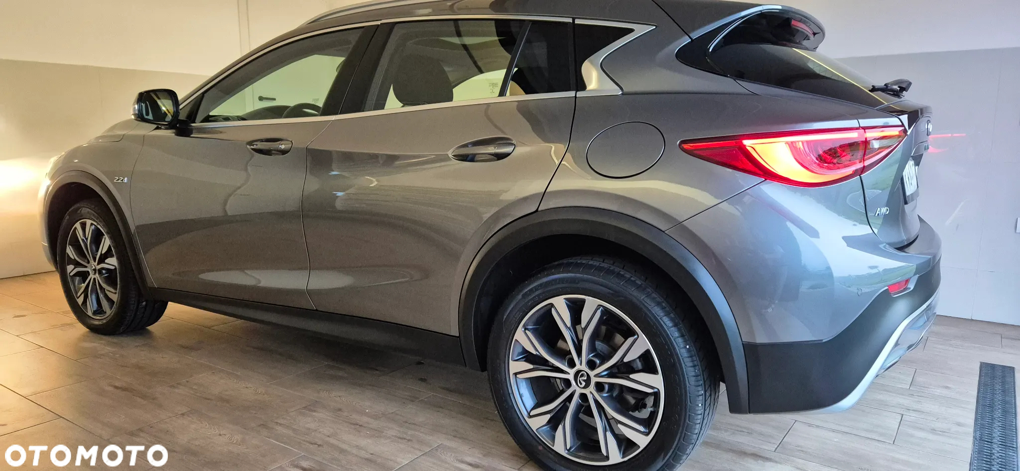 Infiniti Q30 2.2d Luxe AWD 7DCT - 2