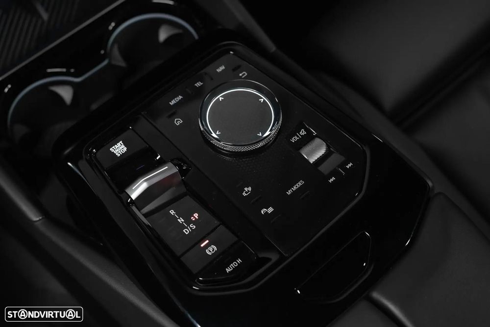 BMW 530 e Pack Desportivo M Pro - 39