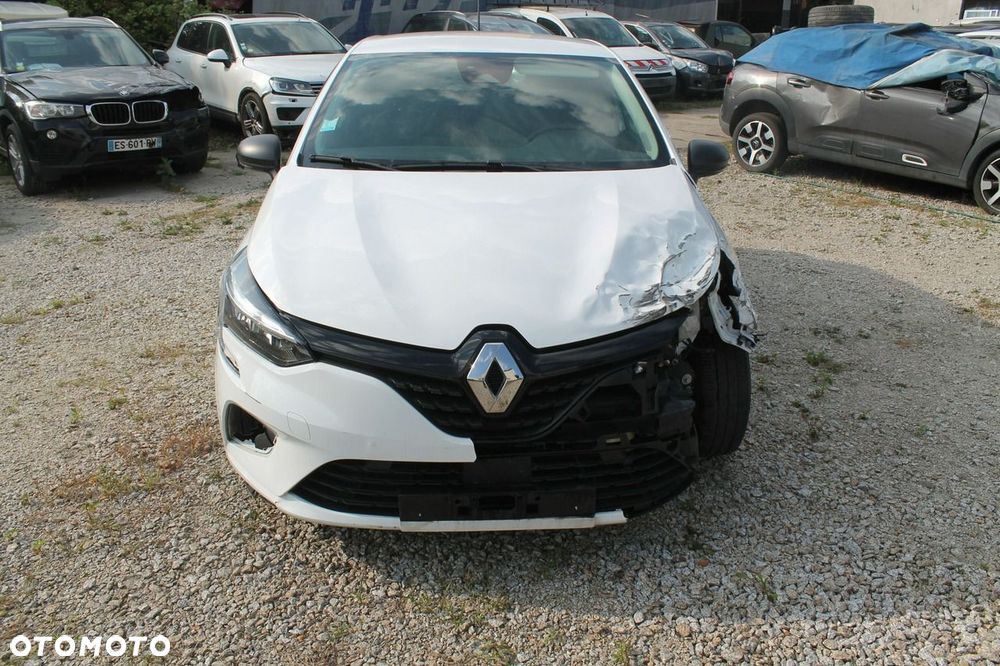 Renault Clio - 8