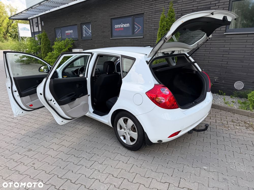 Kia Ceed 1.4 Comfort - 10