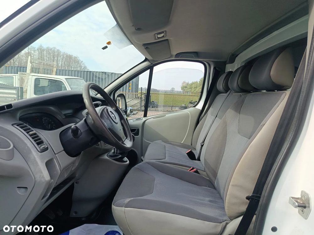 Opel Vivaro 2.0 CDTI 115KM - 13