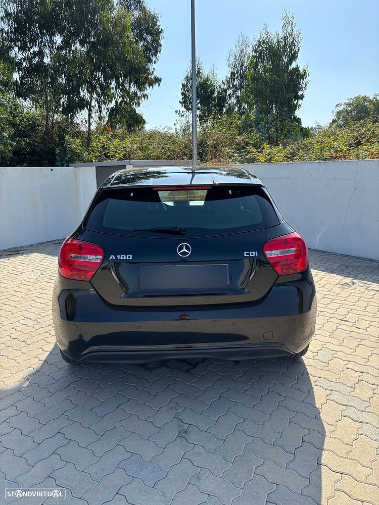 Mercedes-Benz A 180 CDI 7G-DCT Urban - 5
