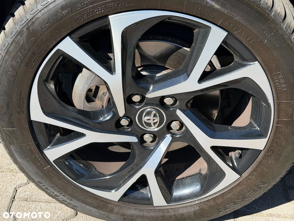 Toyota C-HR 1.2 Turbo Team Deutschland - 12