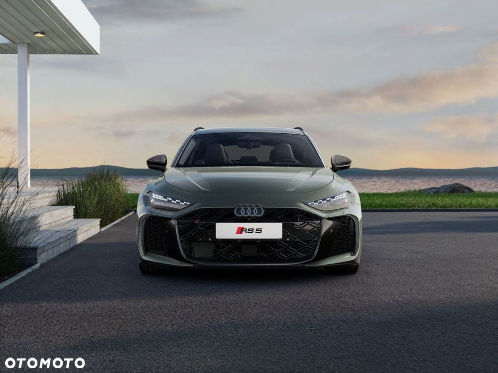 Audi RS5 Avant - 3