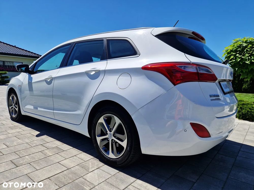 Hyundai i30 blue 1.4 YES Silver - 8