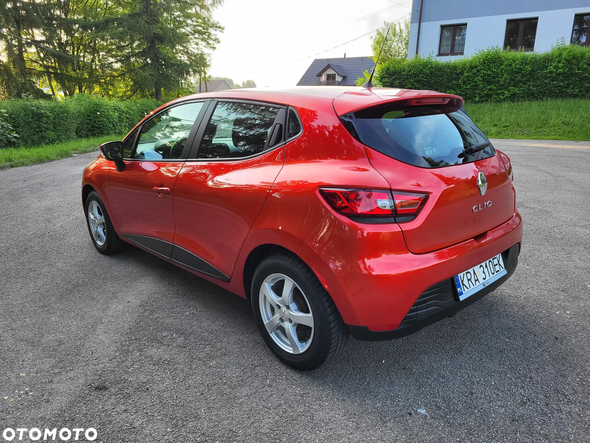 Renault Clio 1.2 16V 75 Experience - 4