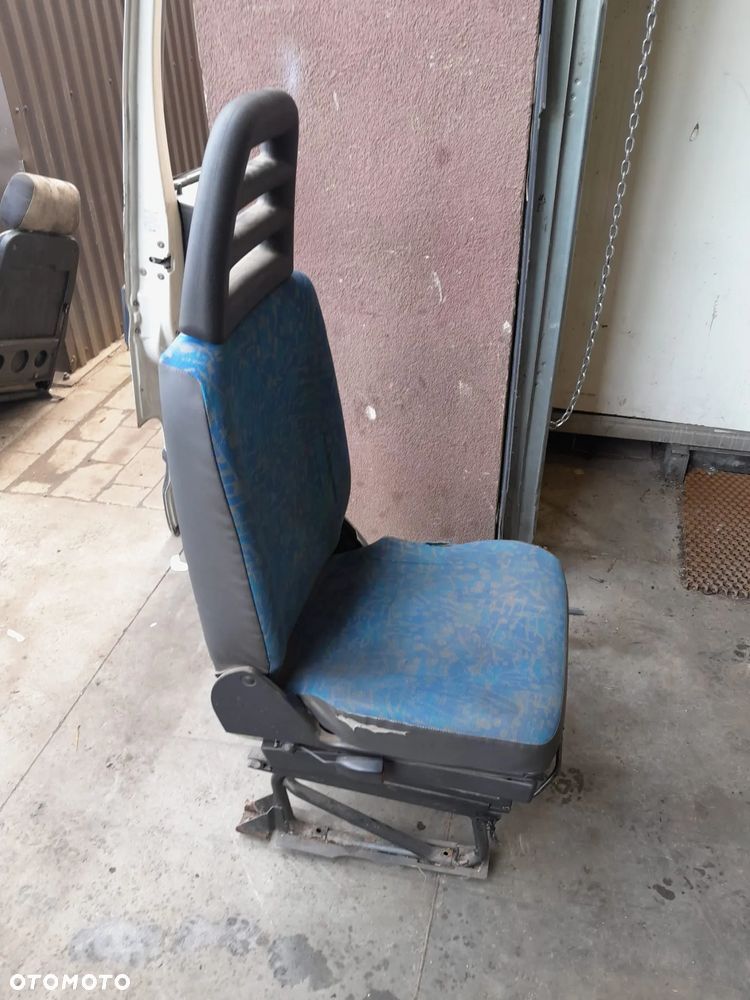 FOTEL KIEROWCY LEWY Iveco Daily 99-06 - 2