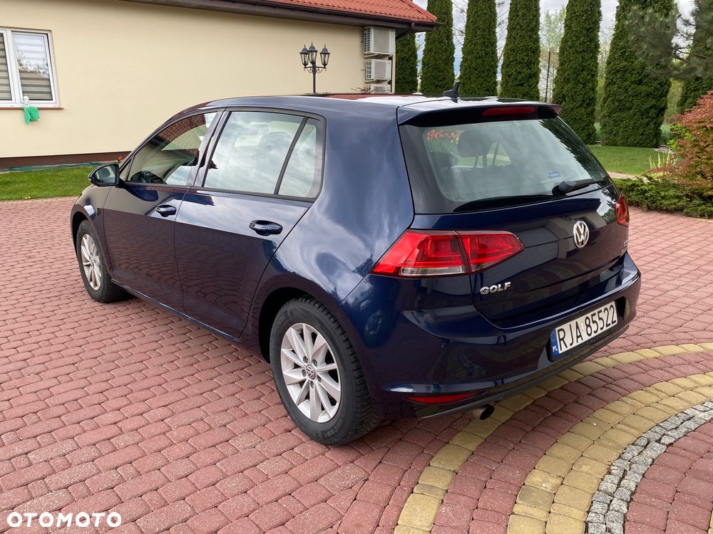 Volkswagen Golf - 4