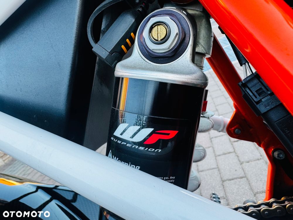 KTM Super Duke - 24