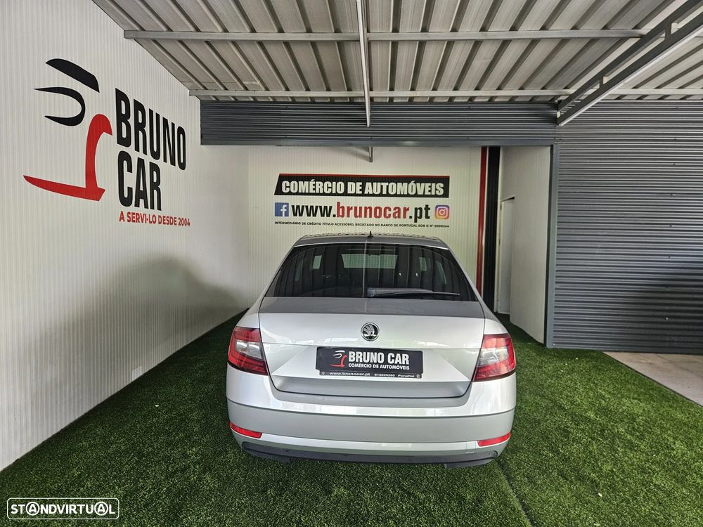 Skoda Octavia 1.6 TDI Ambition - 5