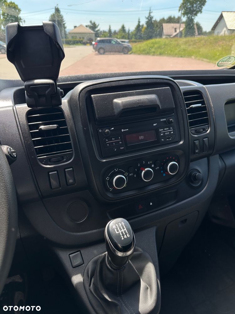 Renault Trafic - 10