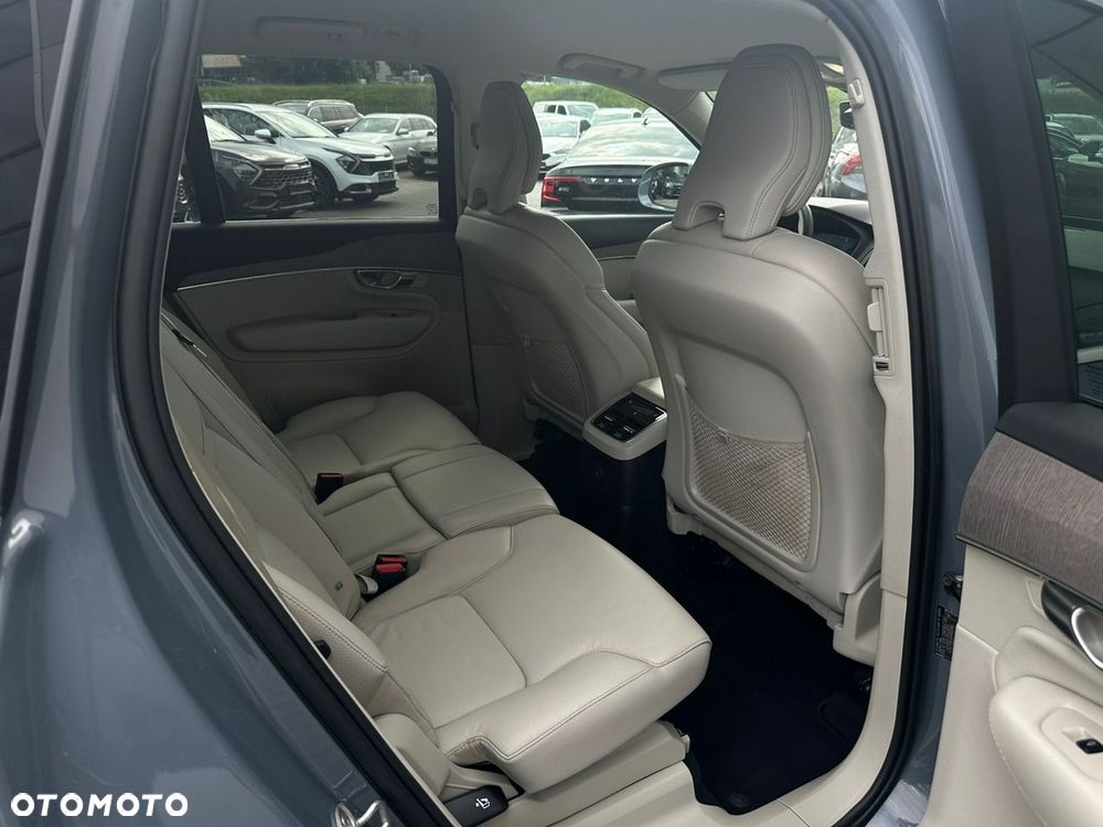 Volvo XC 90 - 19