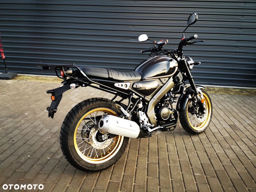 Yamaha XSR - 27