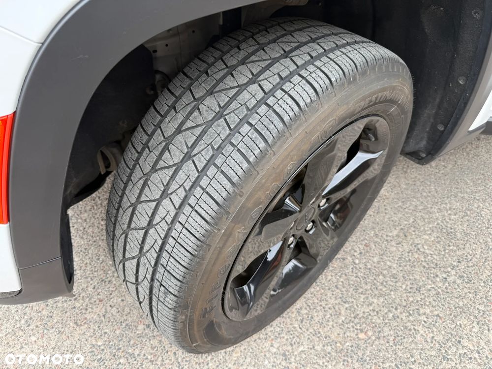 Jeep Grand Cherokee 3.6 V6 Pentastar 4WD Automatik Laredo - 30