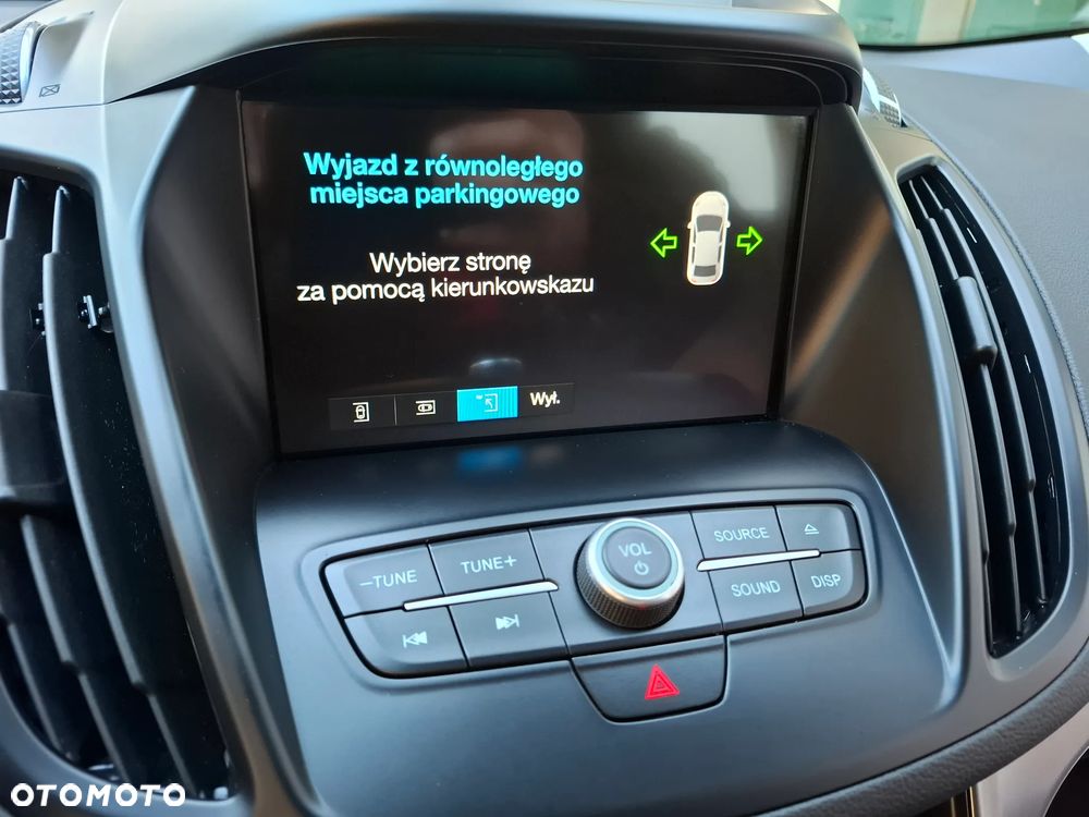 Ford Kuga 1.5 EcoBoost 2x4 Titanium - 21