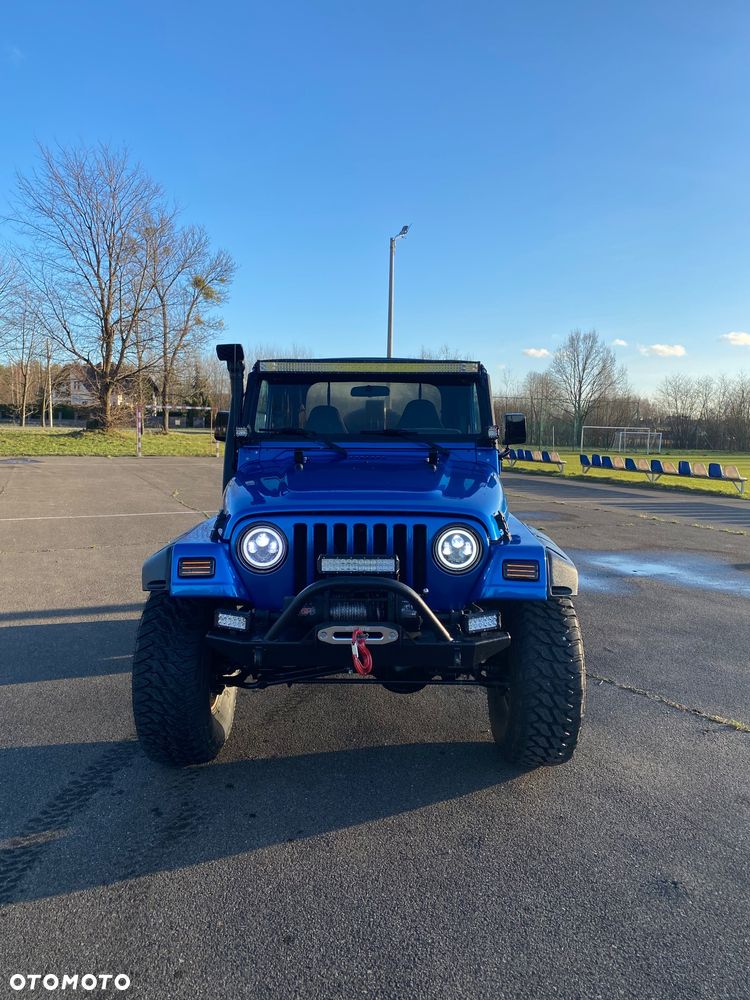 Jeep Wrangler - 7