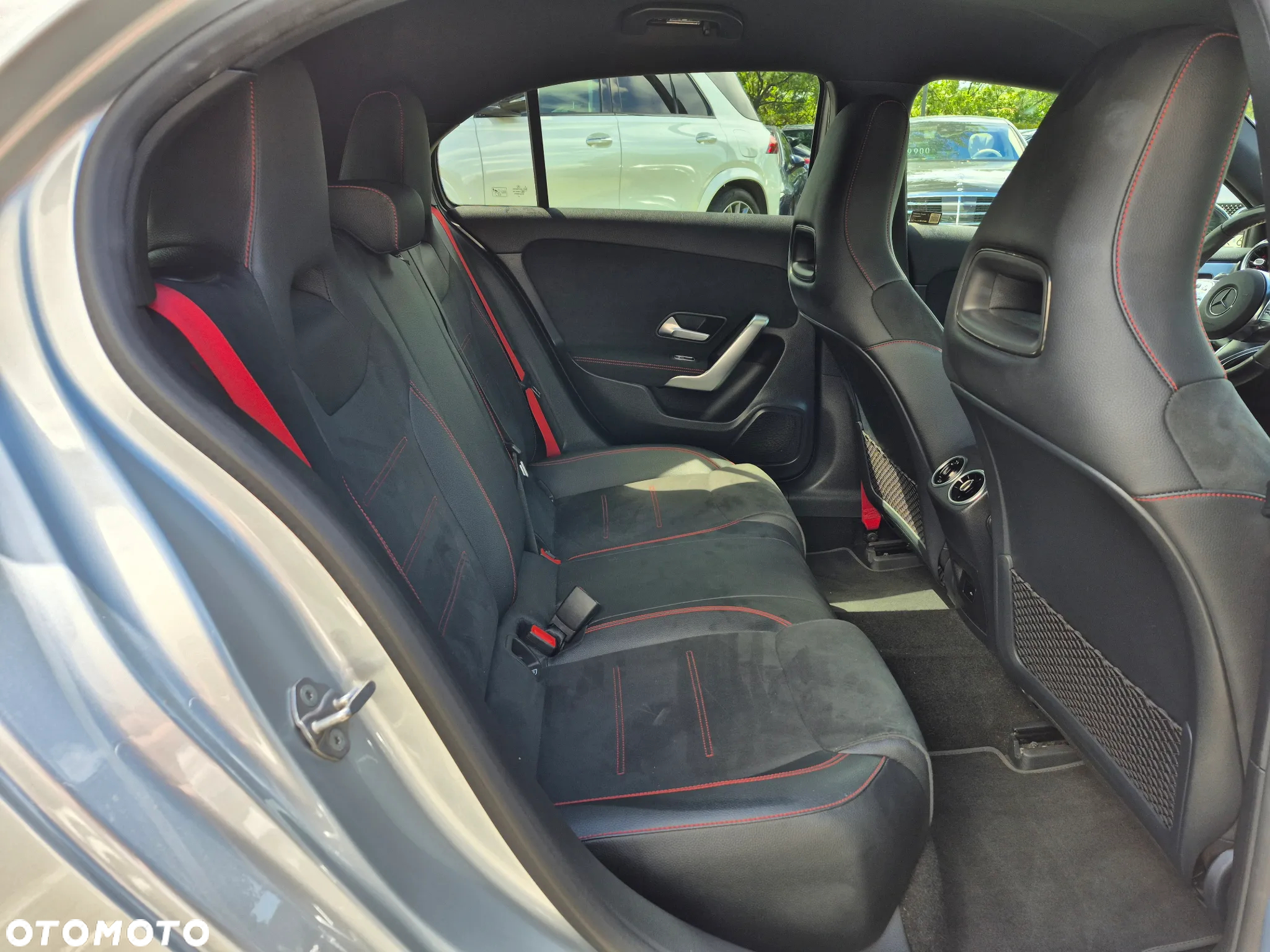 Mercedes-Benz Klasa A 35 AMG 4-Matic 7G-DCT - 28