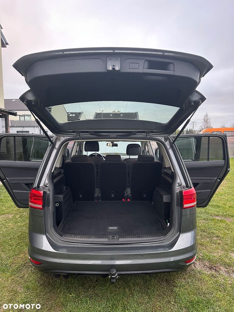 Volkswagen Touran 2.0 TDI BMT Active DSG - 34