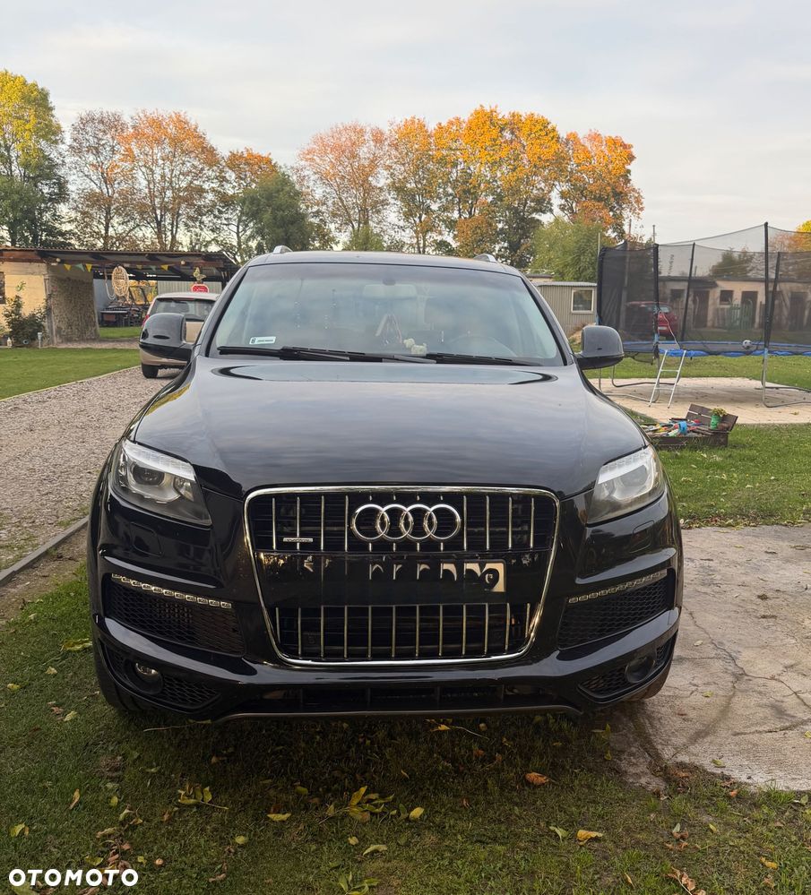 Audi Q7 - 1