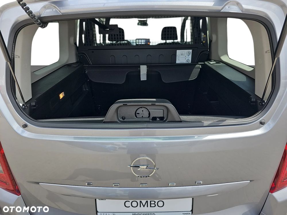 Opel COMBO 5-miescowy automat - 32