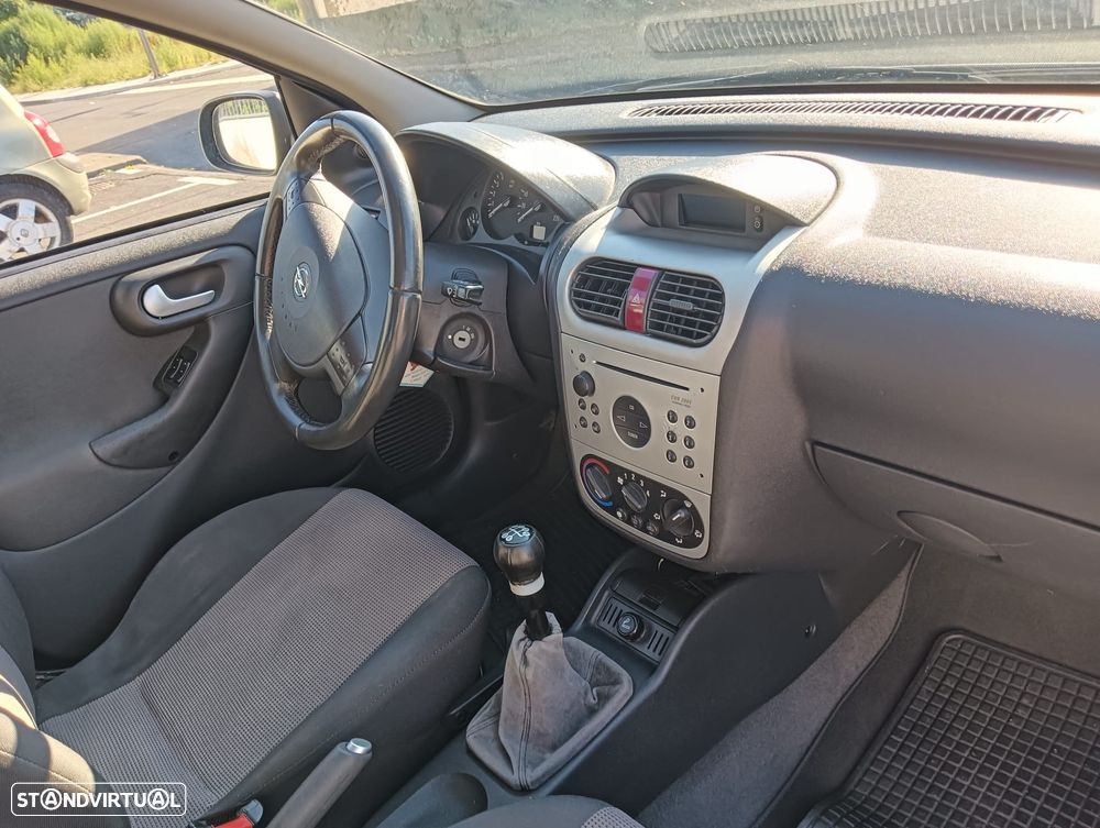Opel Corsa 1.2 16V Enjoy - 6