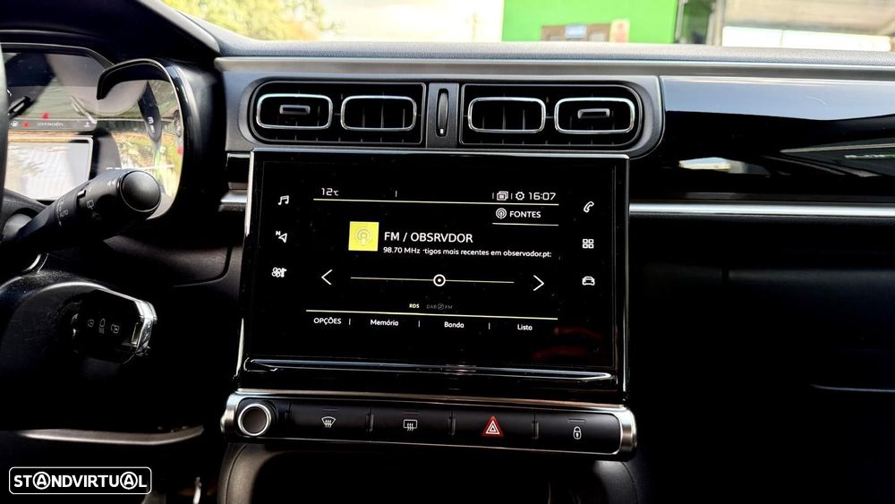 Citroën C3 1.2 PureTech Shine - 23