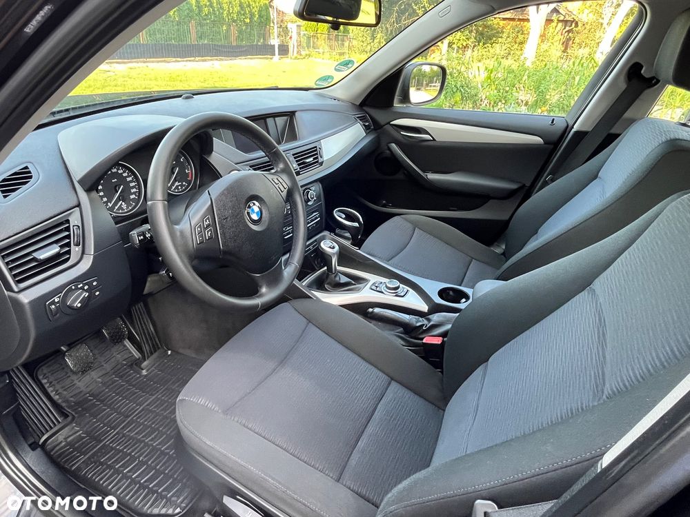 BMW X1 sDrive18d - 10