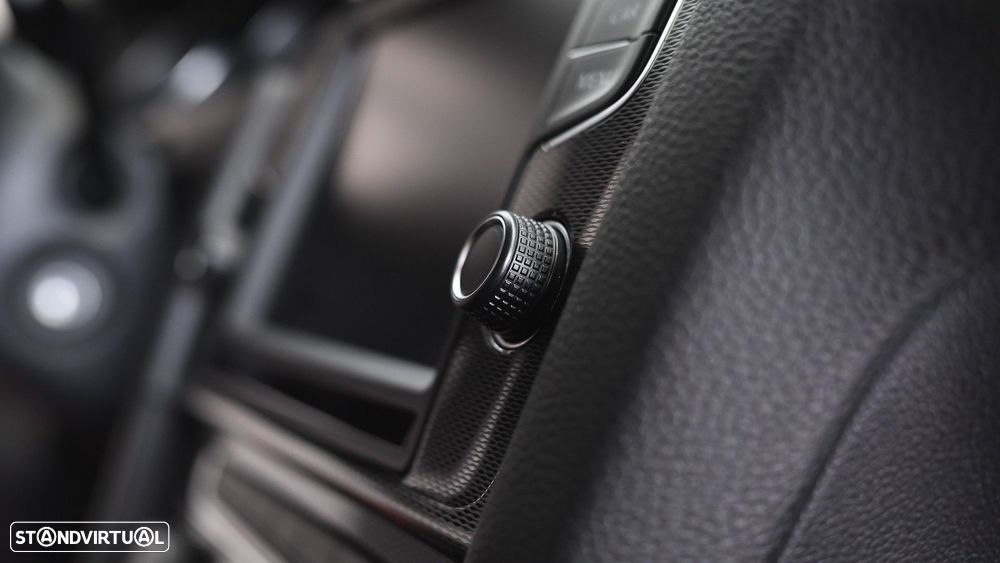 VW Golf 2.0 TSi GTi DSG - 40