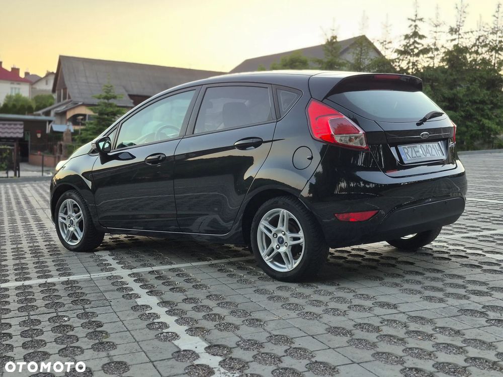 Ford Fiesta 1.25 Celebration - 5