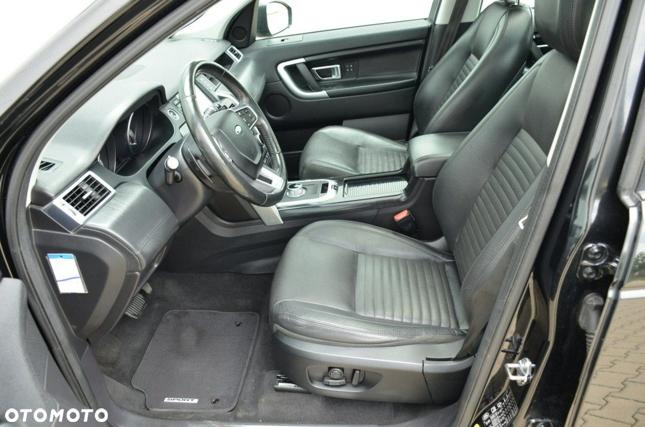 Land Rover Discovery Sport - 23