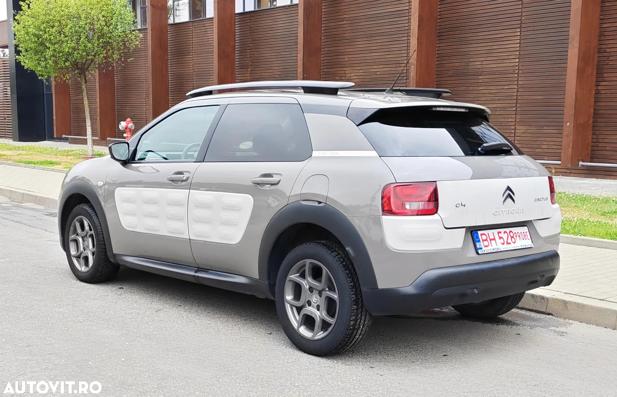 Citroën C4 Cactus VTi 82 Shine Edition - 3