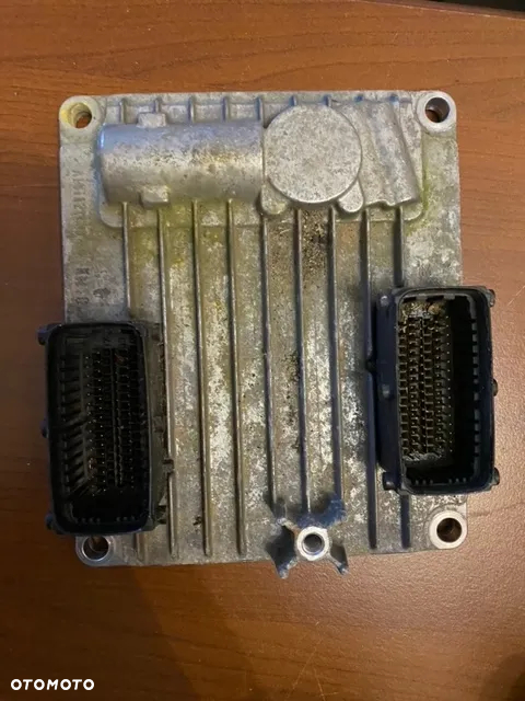 STEROWNIK KOMPUTER SILNIKA OPEL VECTRA C 2.2 55351342 - 2