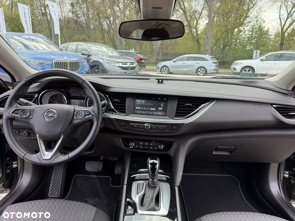 Opel Insignia - 17