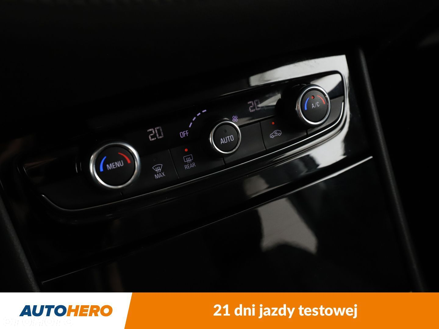 Opel Grandland X 1.2 T GPF Design Line S&S - 24