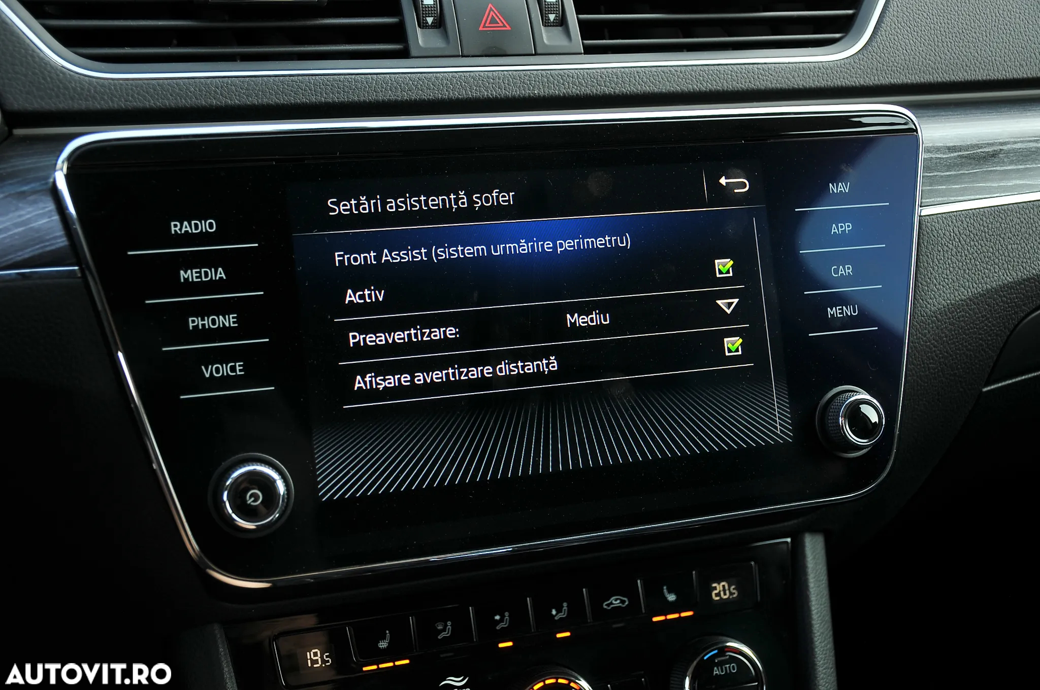 Skoda Superb 2.0 TDI 150 CP DSG Selection - 24